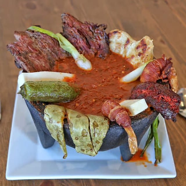 Molcajete regular for Two/ Para Dos.