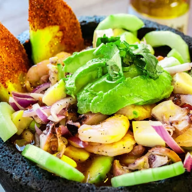 Molcajete de Mariscos Frio (Cold Seafood).