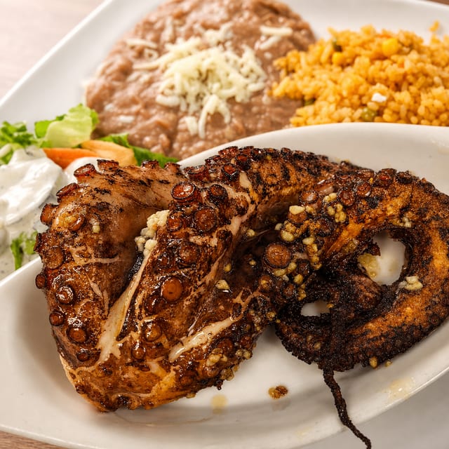 Pulpo all Mojo de Ajo.